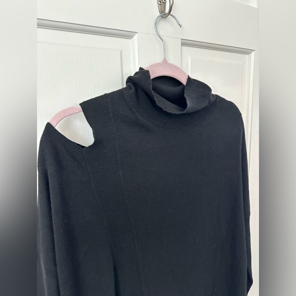 LOVE TOKEN Black Turtleneck Sweater Asymmetrical Tunic Lagenlook Cut-out Size M - Picture 2 of 12